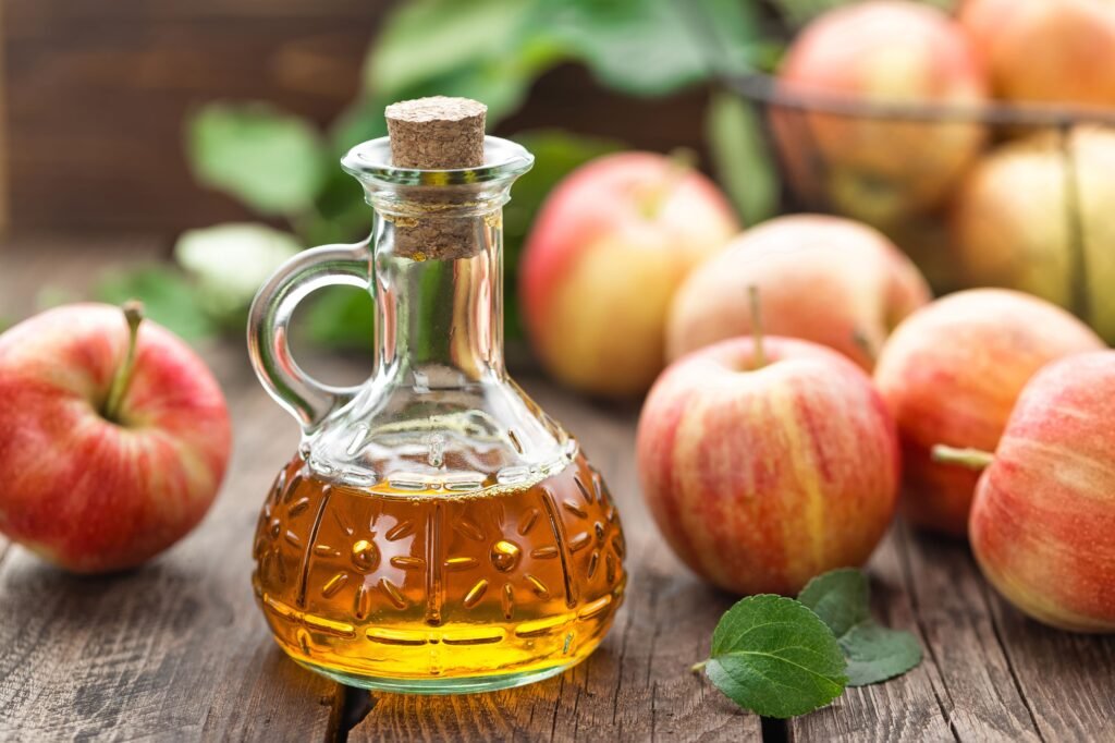apple-cider-vinegar-royalty-free-image-614444404-1533158045